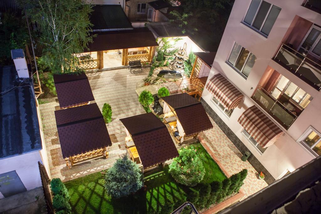 Klassik Hotel Chisináu Exterior foto