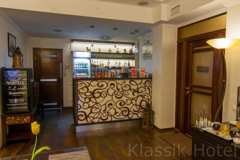 Klassik Hotel Chisináu Exterior foto